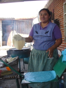 Tere making tortillas in Teotitlán del Valle